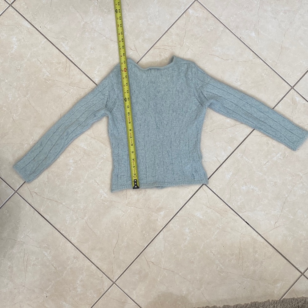 Green sweater, great condition.